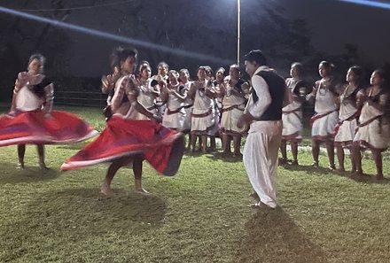Nepal Familienreisen - Nepal for family - Aufführung lokale Tänze