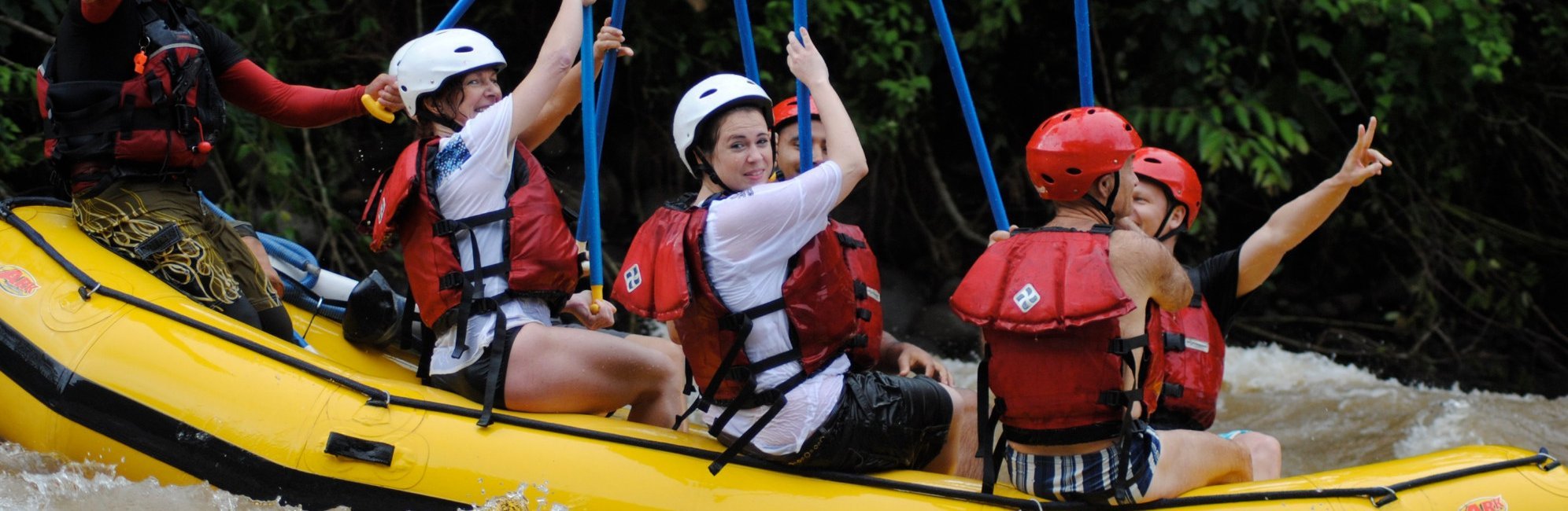 Erlebnisurlaub mit Kindern - Erlebnisreisen mit Kindern - Costa Rica - Kids beim Rafting