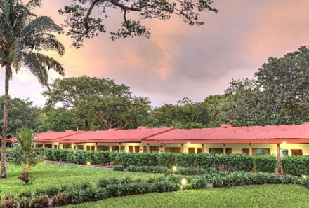 Familienurlaub Costa Rica - Costa Rica mit Kindern - Hacienda Guachipelin Hotelanlage