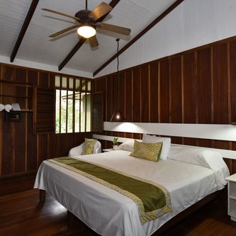 Costa Rica Familienreise mit Kindern - Tortuguero Nationalpark - Mawamba Lodge - Zimmer