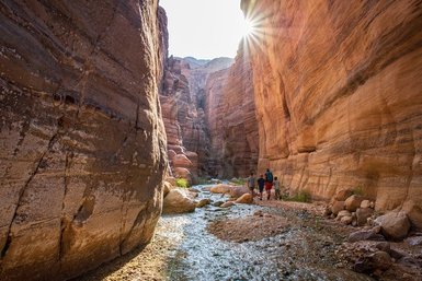 Felsen im Wadi Rum - Jordanien mit Kindern