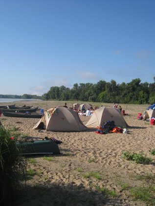 Zeltcamp an der Loire - Frankreich Kanutour mit Kindern
