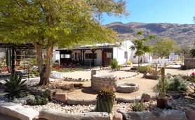 Außenansicht Erongo Rocks Camping - Namibia Reise mit Kindern