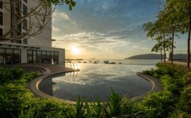 Pool des Citadines Waterfront Kota Kinabalu – Malaysia & Borneo mit Kindern