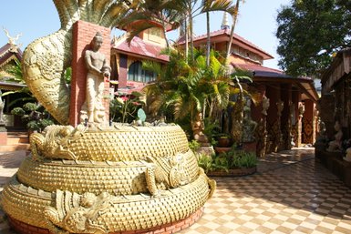 Buddhistischer Tempel im Oub Kham Museum in Chiang Rai - Thailand Familienreise