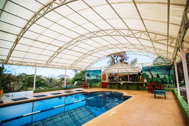 Pool Fondavela Hotel Monteverde - Costa Rica mit Kindern