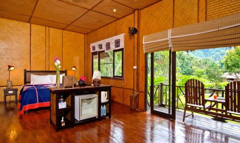 Thailand Reise mit Kindern - Hilltribe - Hmong Hilltribe Lodge - Zimmer