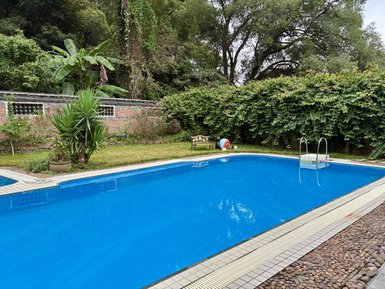 Snow Lion Riverside Resort in Yangshuo Pool - China Familienreise