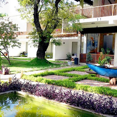 Sri Lanka Familienreise mit Kindern - Trincomalee - Anantamaa Beach Hotel - Garten