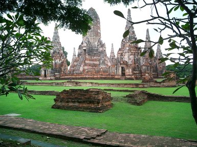 Blick auf den Tempel Wat Chai Watthanaram in Ayutthaya - Thailand Reise mit Kindern