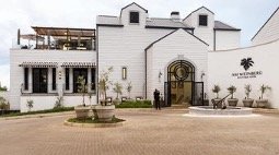 Außenansicht The Wineberg Windhoek - Namibia Rundreise mit Kindern