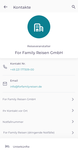 Die Kontaktinformationen für den Reiseveranstalter For Family Reisen GmbH sind klar und übersichtlich dargestellt.