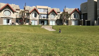 Außenansicht Unterkunft - Namibia Reise mit Kindern