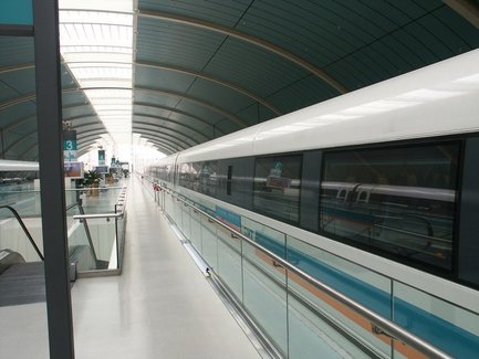 Moderne Zugfahrt nach Xi’an mit Kindern – China Reise mit Kindern