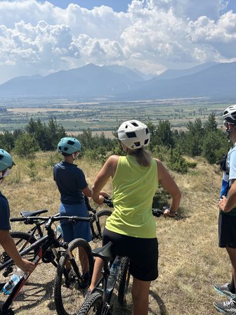 Familie auf Fahrradtour - Bulgarien mit Kindern