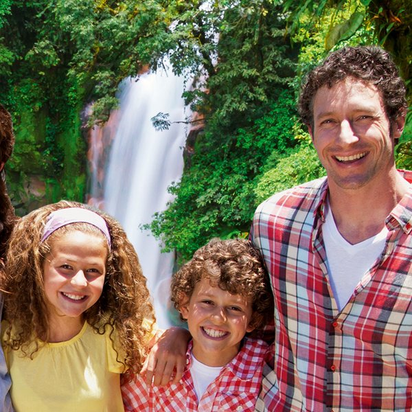 For Family Reisen Header 2020 - Familie im Regenwald