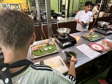 Kinder lernen und experimentieren mit thailändischen Rezepten – Thailand Reise mit Kindern