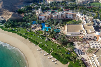 DoubleTree by Hilton Muscat Al Waha zwischen Bergen und Meer – Oman mit Kindern