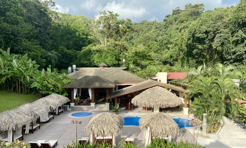 Costa Rica Familienreise mit Kindern - Manuel Antonio - Hotel Espadilla Gardens - Außenansicht