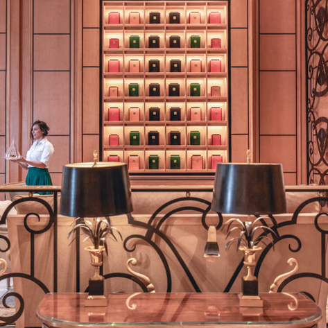 Elegante Lobby im Four Seasons Hotel Cairo mit luxuriösem Design – Ägypten Reise mit Kindern