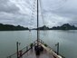 Bug eines Schiffes bei einer Bootsfahrt durch Halong-Bucht - Vietnam for family Summer - Vietnam mit Kindern im Sommer