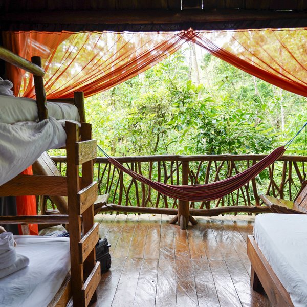 Unterkunft in La Tigra Lodge mit Hängematte und Zimmer – Costa Rica Familienreise
