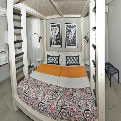 Schlafzimmer Etosha Safari Camp - Namibia Reise mit Kindern