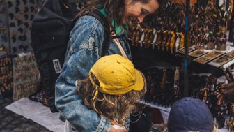 Familie erkundet Sehenswürdigkeiten in Kapstadt – Südafrika mit Kindern