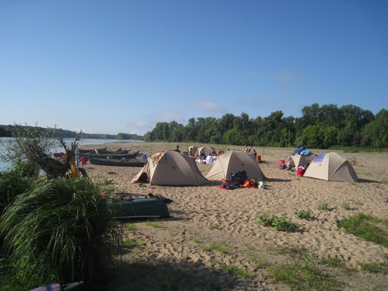 Zeltcamp an der Loire - Frankreich Kanutour mit Kindern