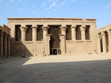 Der beeindruckende Tempel von Edfu – Ägypten Reise mit Kindern