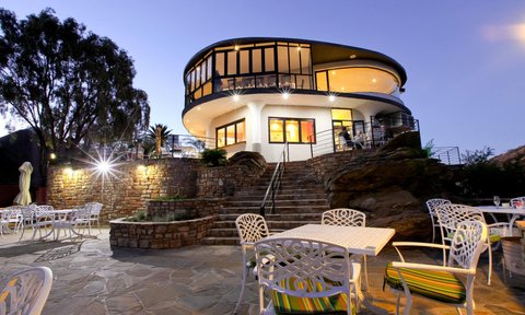 Außenansicht Terrasse The Thule Windhoek - Namibia Urlaub mit Kindern