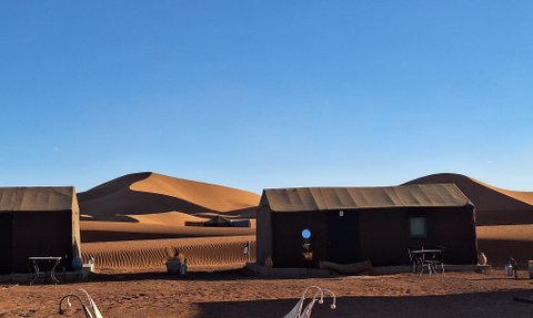 Zeltcamp in der Wüste bei Erg Chegaga – Marokko Familienreise