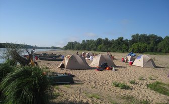 Zeltcamp an der Loire - Frankreich Kanutour mit Kindern
