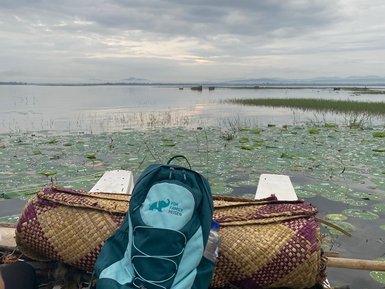 Picknick auf einer kleinen Insel während einer Katamaranfahrt – Sri Lanka Familienreise