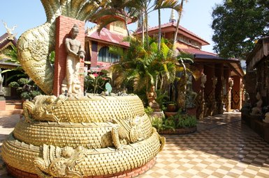 Buddhistischer Tempel im Oub Kham Museum in Chiang Rai - Thailand Familienreise
