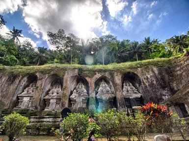 Beeindruckende Baukunst im historischen Gunung Kawi Tempel – Bali mit Kindern