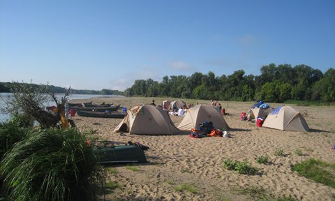 Zeltcamp an der Loire - Frankreich Kanutour mit Kindern