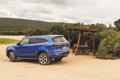Auto bei Safari im Addo Nationalpark - Südafrika mit Kindern