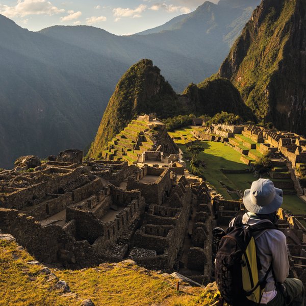 Machu Picchu: Ein Blick von oben auf die antiken Ruinen
