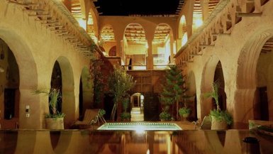 Stilvoller Innenbereich Hotel Riad Maktoub Ait Ben Haddou – Marokko Familienreise
