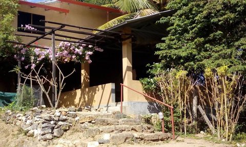 Sri Lanka Familienreise mit Kindern - Digana - Tamarind Gardens - Eingang