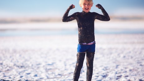 Schlamm vom Toten Meer - Jordanien Urlaub mit Kindern