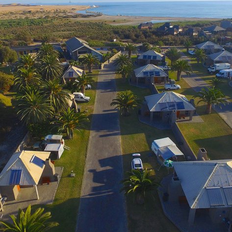 Luftaufnahme Alte Brücke Resort - Namibia Familienreise