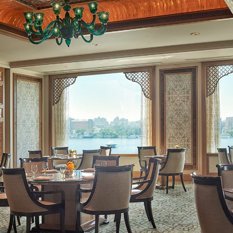 Restaurant im Four Seasons Hotel Cairo mit Blick auf das Meer – Ägypten Reise mit Kindern