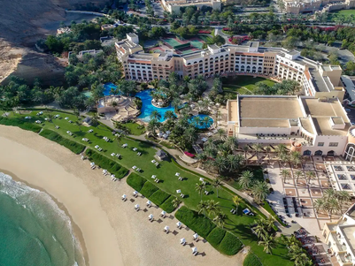 DoubleTree by Hilton Muscat Al Waha zwischen Bergen und Meer – Oman mit Kindern