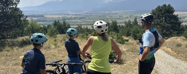 Familie auf Fahrradtour - Bulgarien mit Kindern