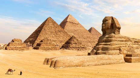 Große Sphinx von Gizeh in der Wüste Ägyptiens - Ägypten Reise mit Kindern