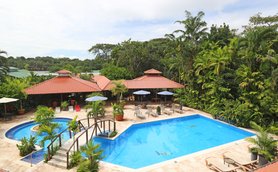 Costa Rica Familienreise mit Kindern - Tortuguero Nationalpark - Mawamba Lodge