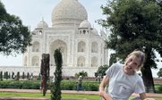 Zwei Kinder vor dem Taj Mahal - Indien for family individuell - Indien individuell mit Kindern