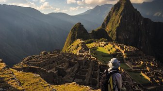 Machu Picchu: Ein Blick von oben auf die antiken Ruinen